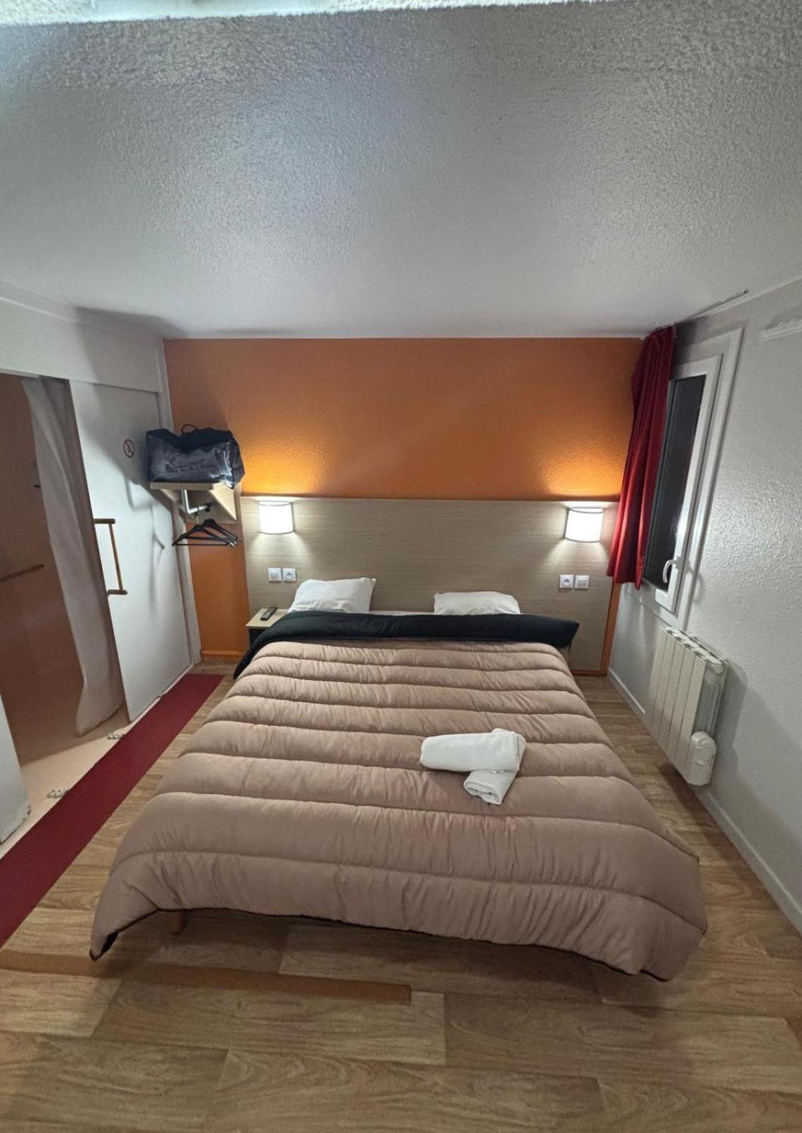 Classic Hotel - Fontenay-Trésigny Dış mekan fotoğraf