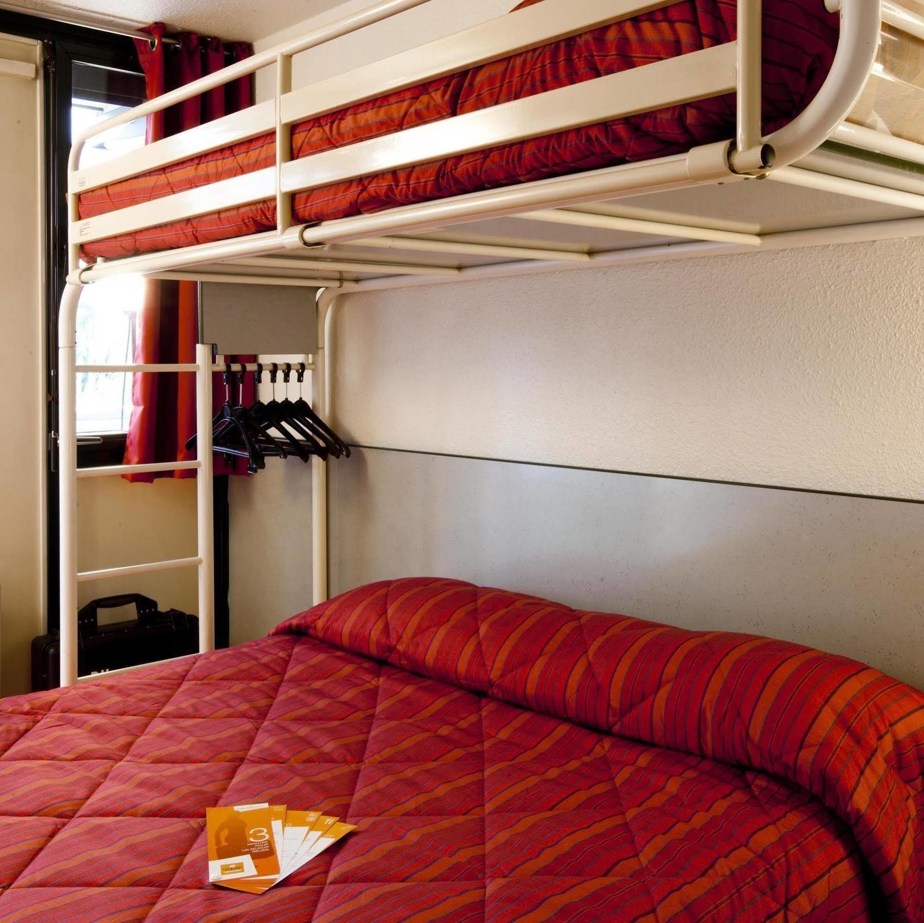 Classic Hotel - Fontenay-Trésigny Dış mekan fotoğraf