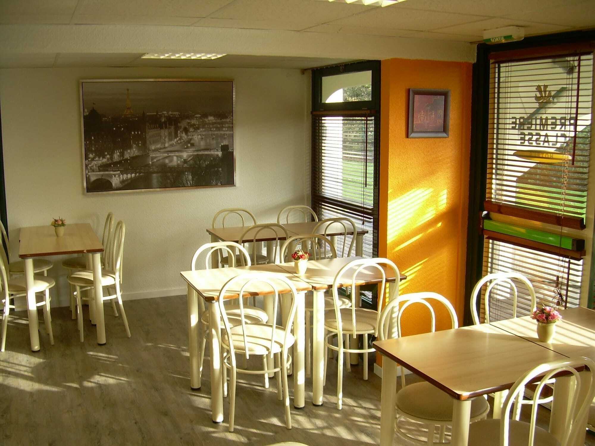 Classic Hotel - Fontenay-Trésigny Dış mekan fotoğraf